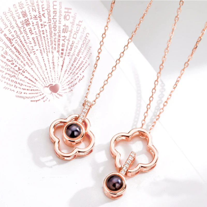 Lucky-Clover-Necklaces-For-Women-Jewelry-Collares-Stainless-Steel-Chain-100-languages-I-love-you-Projection (1)