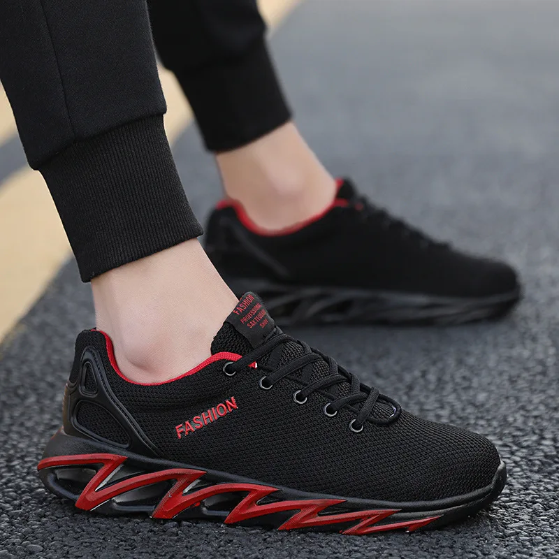 

2019 New Style Fly Netting Surface MEN'S SHOES Outdoor Casual Sports Shoes Fashion Breathable Students Tide Shoe