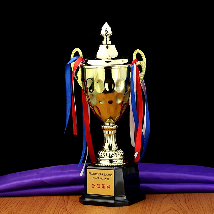 XH1040 футбольный трофей, металлический трофей для колледжа, спортивный трофей, церемония, позолоченный сувенир, ремесленный Кубок, трофей, футебол