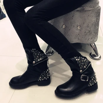 

INS hot women ankle boots plus size 22-26.5cm Metal rivet decorated with short boots and velvet women winter shoes