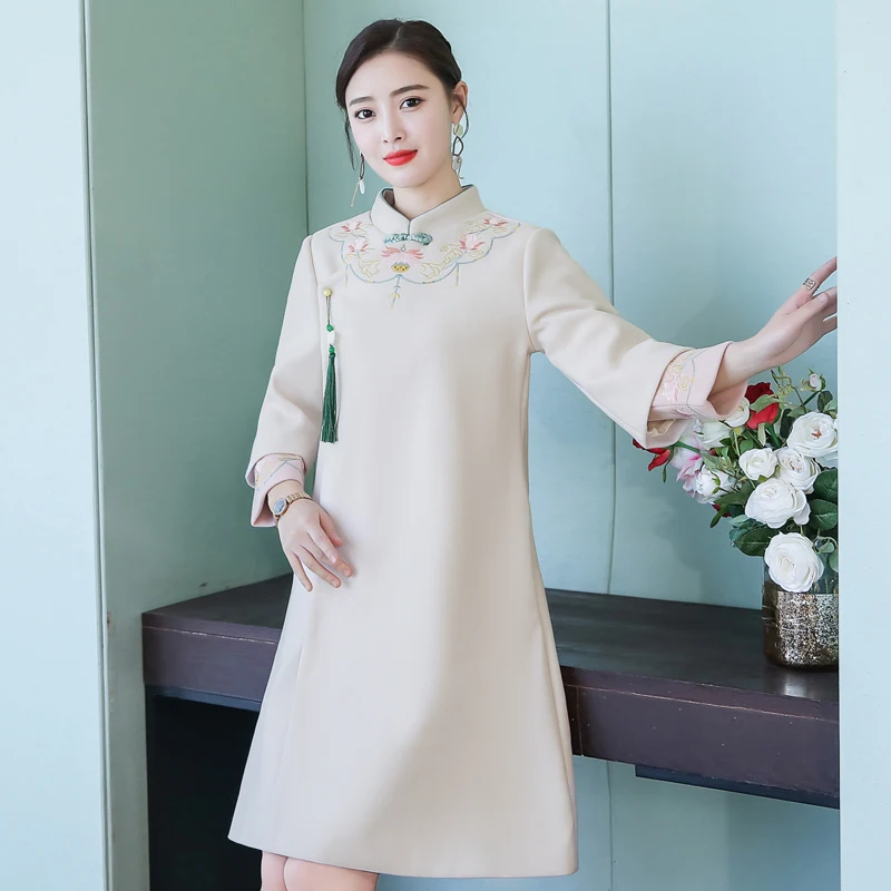 Платье Ципао с длинным рукавом, плотное теплое китайское платье чонсам, хлопковое китайское традиционное Женское шерстяное платье Ципао в восточном стиле - Цвет: color2