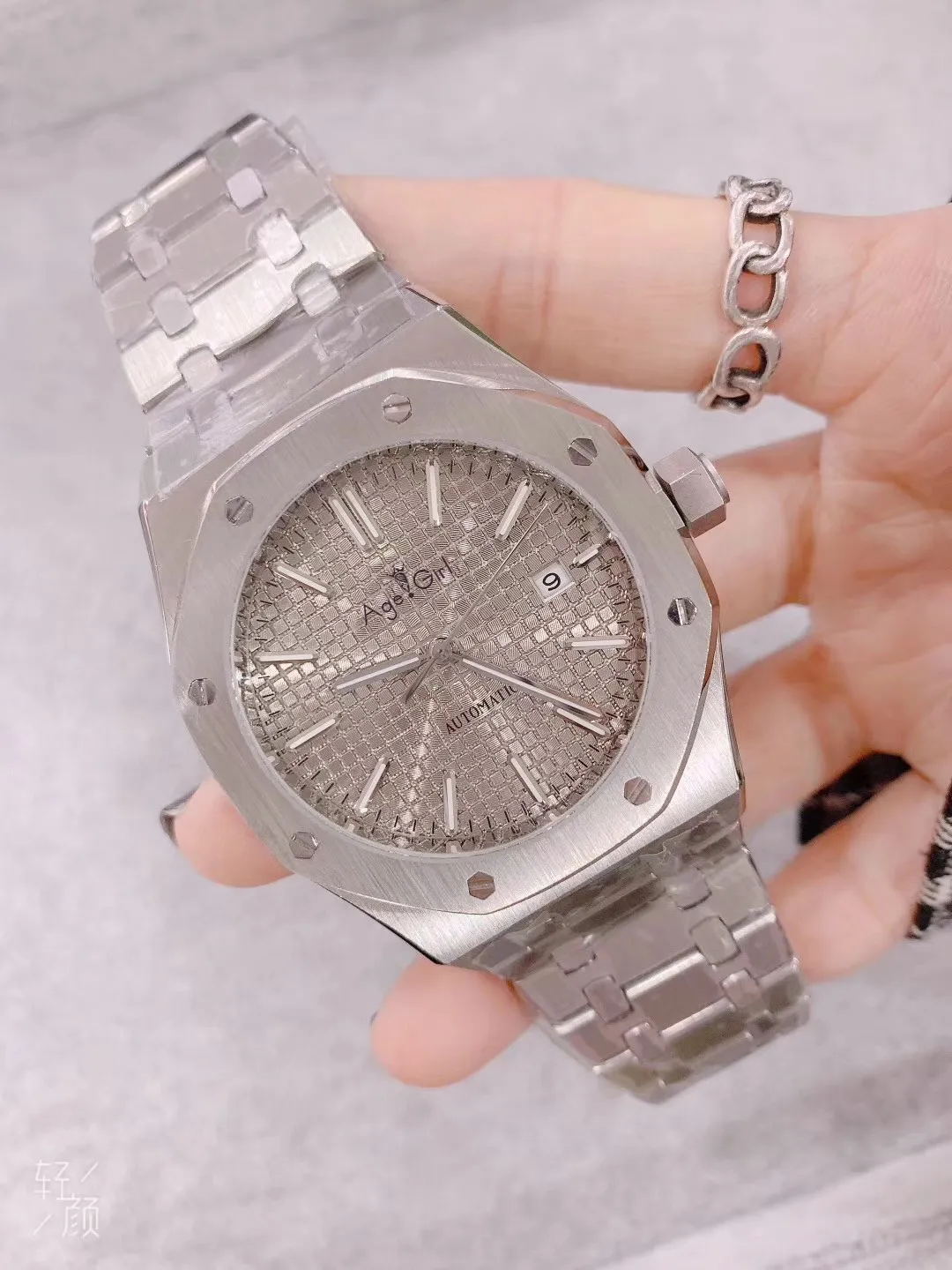 

2019 Luxury Brand New Men Sport Watch Stainless Steel Automatic Mechanical Silver Grey Limited Royal Sapphire Glass Oaks AAA+