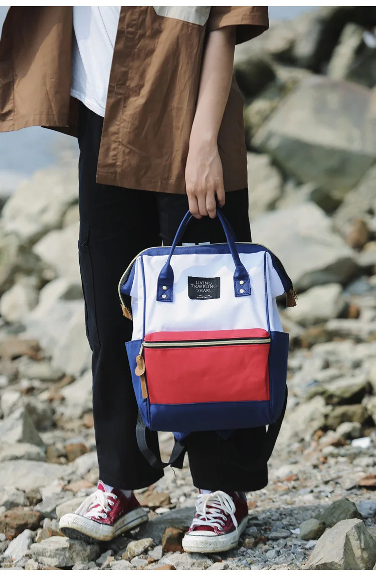 11157432540_764473277