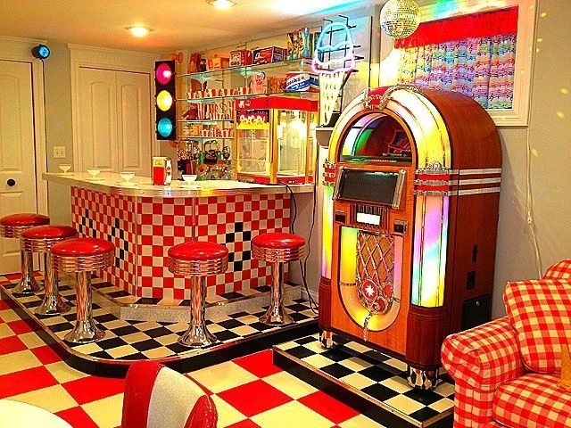 red 50s Diner Room soda Bar jukebox disco music birthday party ...