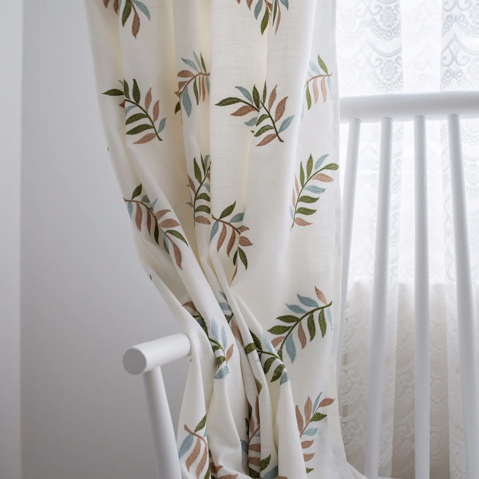 

Modern Simple Style Imitation Cotton Bamboo Fabric Embroidery Window Yarn for Living Room and Bedrooms Blackout Curtains