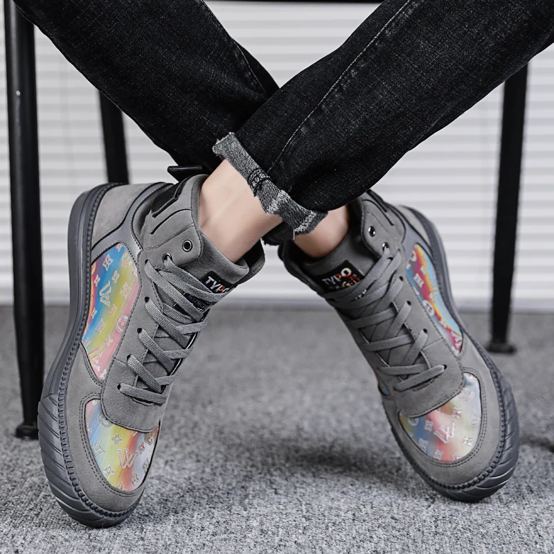 

Men's High Top Sneaker 2019 Autumn New Men Shoes High Quality Non-slip Walking Shoe Outdoor Comfortable Casual Shoes Reflective