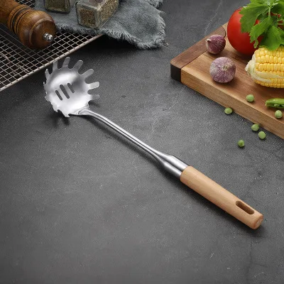 NoodleSpoon Кухонная утварь лопатка половник-дуршлаг ложки для супа щелевая лопатка из нержавеющей стали кухонная посуда с деревянными ручками Cozinha - Цвет: NoodleSpoon