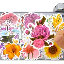 50 pcs Mixte Mignon Fleurs Colorées Graffiti Scrapbook Téléphone Ordinateur Portable Pad Cas Guitare Planche À Roulettes Autocollants De Voiture pour Enfants Jouets Cahier