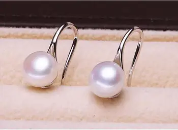 

A pair 10-11mm Natural south sea white pearl earring