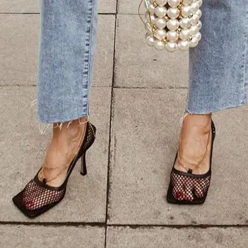 

Chains Sandals Women Air Mesh High Heel Sandalias Mujer 2020 Cutouts Frauen Sandalen Open Toe Ladies Shoes Black Summer Pumps