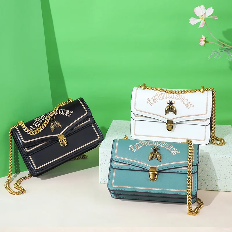 

Chain Square Sling Bag 2019 Graceful Bag Women's New Style Super Fire Embroidered Small Bee Shoulder Oblique CHIC Trendy Bag