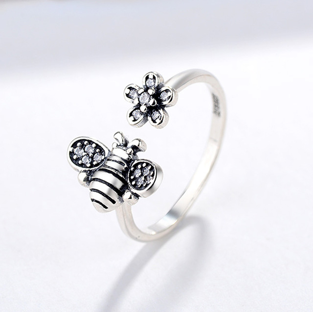 Elegant Daisy Flower Rings Couple Silver Color Adjustable Open Rings For Women Bride Engagement Wedding Ring Jewelry Gift