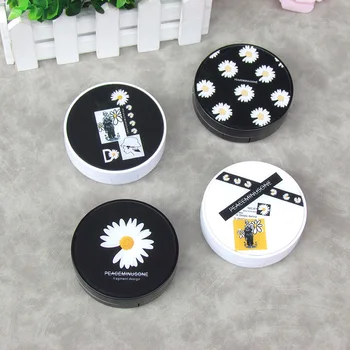 

2020 ins black daisies Round contact lens case with mirror temperament beauty lens case contact lens storage box can as gift