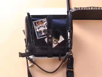 

Fashion handbags, shoulder bags