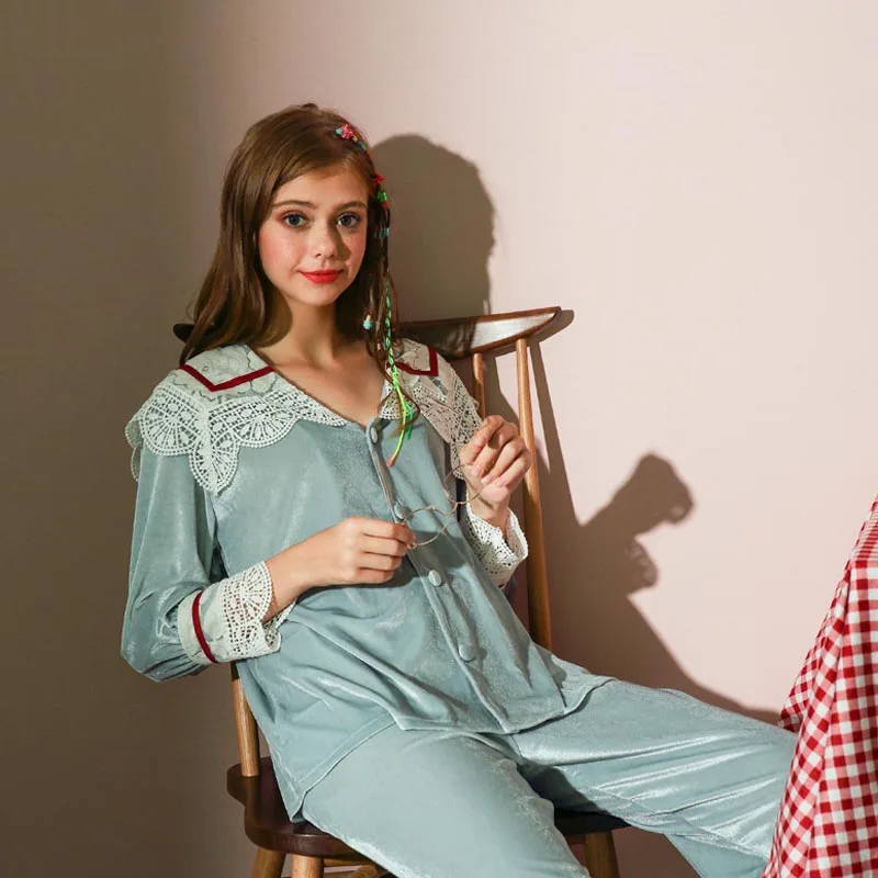 

2019 New Autumn Women Pajamas Warm 2 Pieces Set Female Sleepwear Gold Velvet Thickening Home Clothes Turn-down Collar Pyjamas