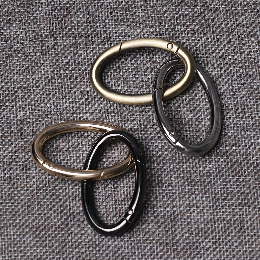 

1PC Hot Zinc Alloy Plated Gate Spring Oval Ring Buckles Clips Carabiner Purses Handbags Oval Push Trigger Snap Hooks Carabiners