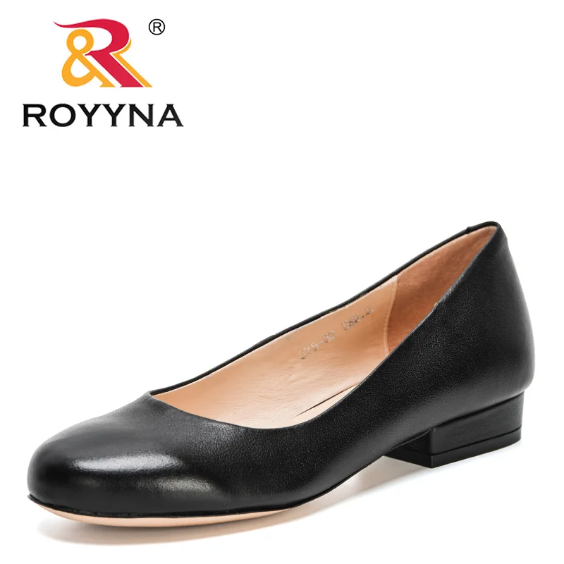 

ROYYNA 2021 New Designers Genuine Leather Round Toe Slip on Flat Shoes Woman Loafers Boat Shoes Comfortable Ladies Shoes Office