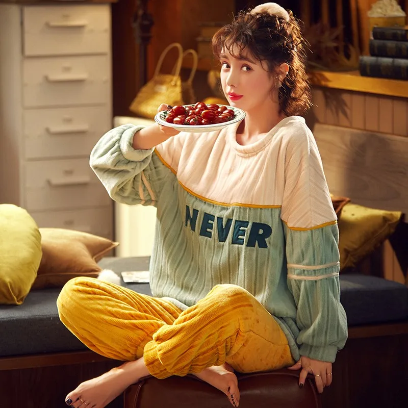 

MELIFLE Winter Warm 100% Velvet Pajama Set for Women Fashion Atoff Home Flannel Satin Sleepwear Soft Silk Plush Female Nightwear