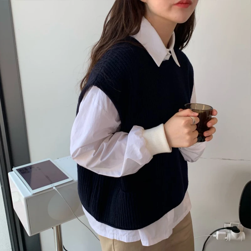 

Ins super fire Korean version of the network red Mina quality good high quality college wind pocket vest vest sweater female