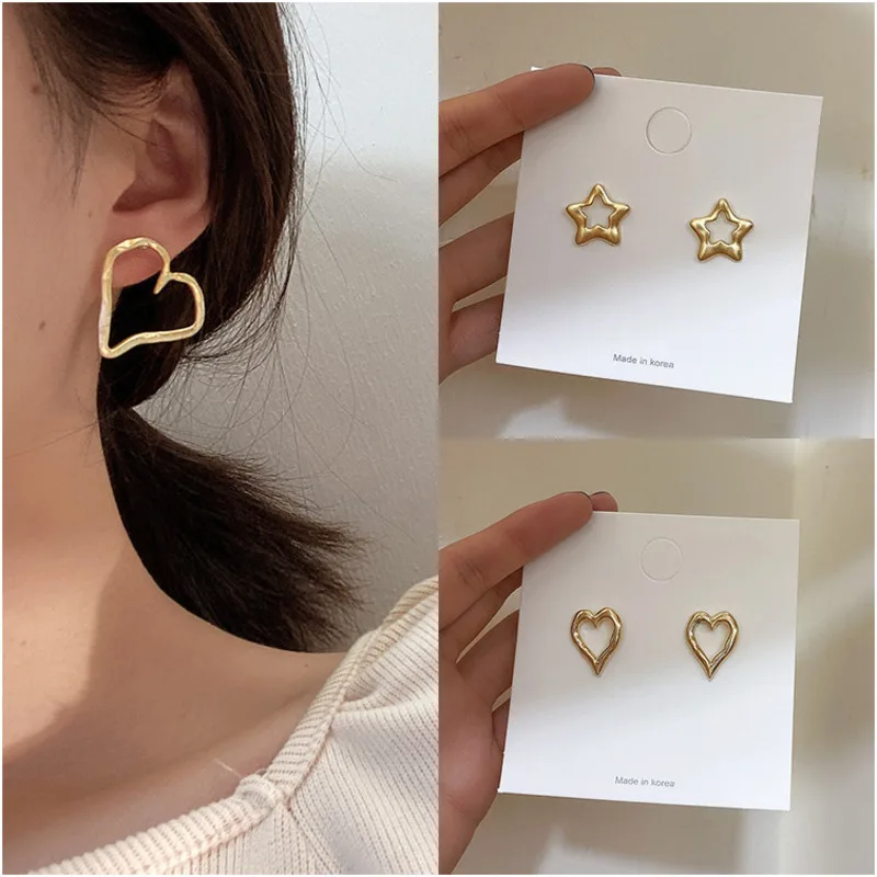 

Dominated New Contracted 2020 Heart Irregular Metal Star Hollow Stud Earrings Women Korean Classic Style Small Earrings Fashion