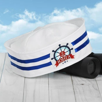 

Jung hat, adult