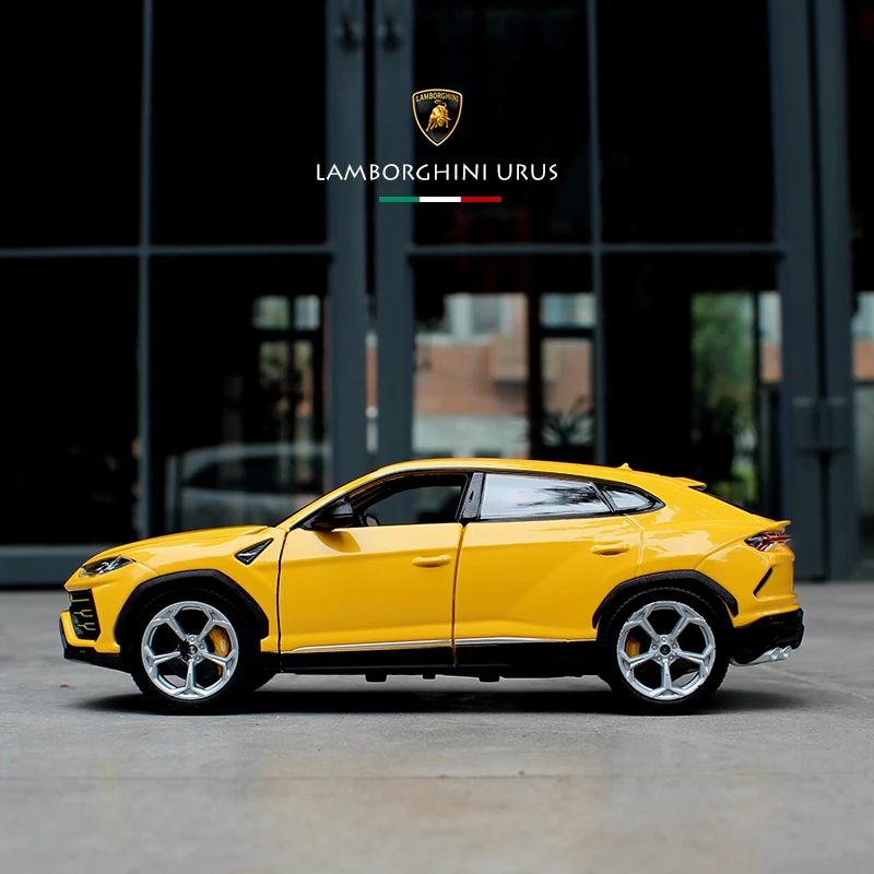 Maisto 1:24 Lamborghini Урус моделирование сплава Модель автомобиля ремесла украшения коллекция игрушка инструменты подарок