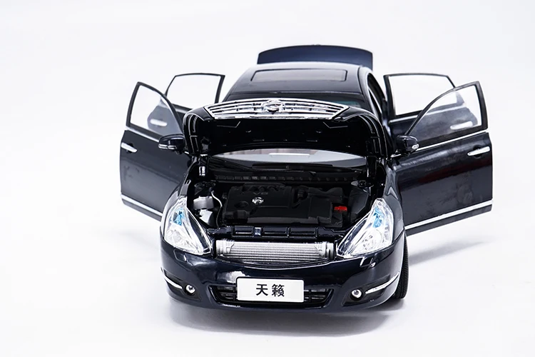 1:18 высокое тщательное NISSAN TEANA сплав модель автомобиля статические металлические модельные автомобили с оригинальной коробкой