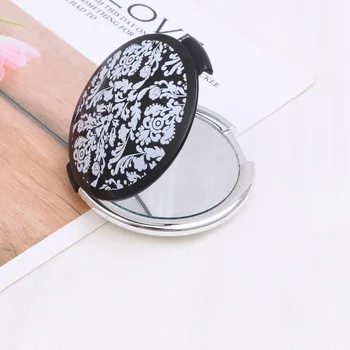 

1pc Portable Round Mirror Foldable Makeup Mirror Creative Pattern Cosmetic Mirror Festival Gifts