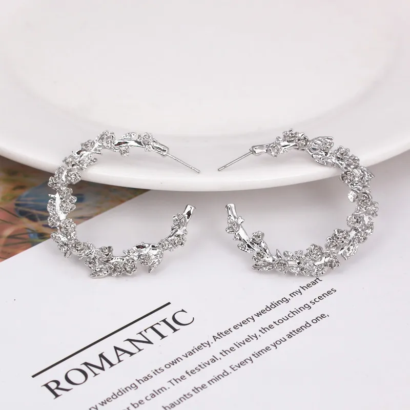 European And American Style C-Shaped Flower Earrings Fashion Temperament Wild Temperament Pendientes