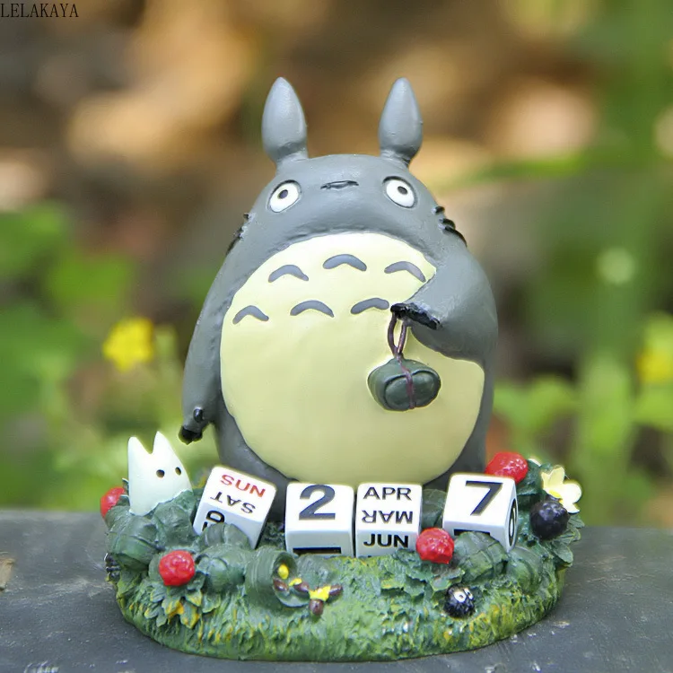 

My Neighbor Totoro no face Calendar Crafts Creative Action Figure Printed Resin Micro Landscape Flowerpot Decoration Doll Gift