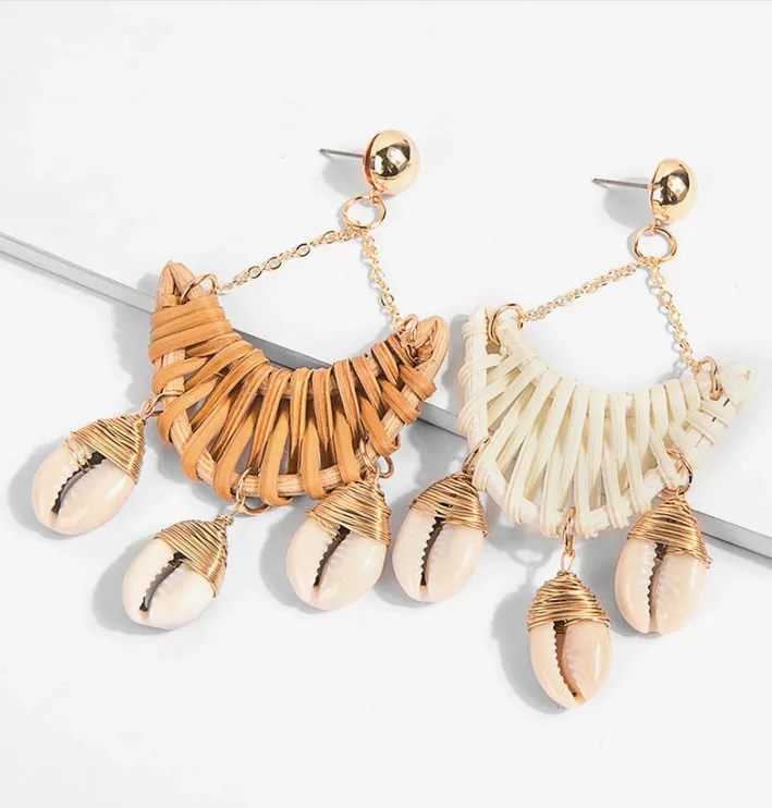 

Duoying 2019 Summer Trendy Earring Jewelry Rattan Weaving Sea Shell Earring for Women Moon Shape Drop Earring
