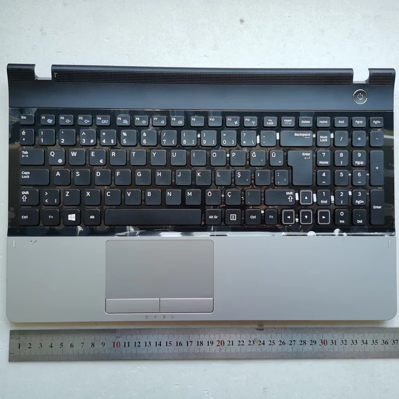 

Turkey layout new laptop keyboard with touchpad palmrest for Samsung NP 300E5A 300E5C 305E5A 301E5A 300E5X TR BA75-03416F