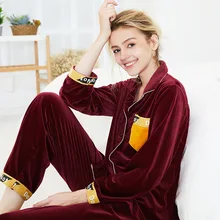2019 Long Sleeves Gold Velvet Pajamas Set Winter Casual Warm Lapel Pajamas Set Color Pocket Color Pants Side Home Service Set