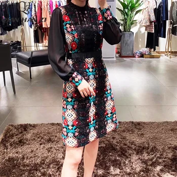

Qian Han Zi 2020 designer fashion runway dress Women's long sleeve vintage lace embroidered bodycon dress vestidos