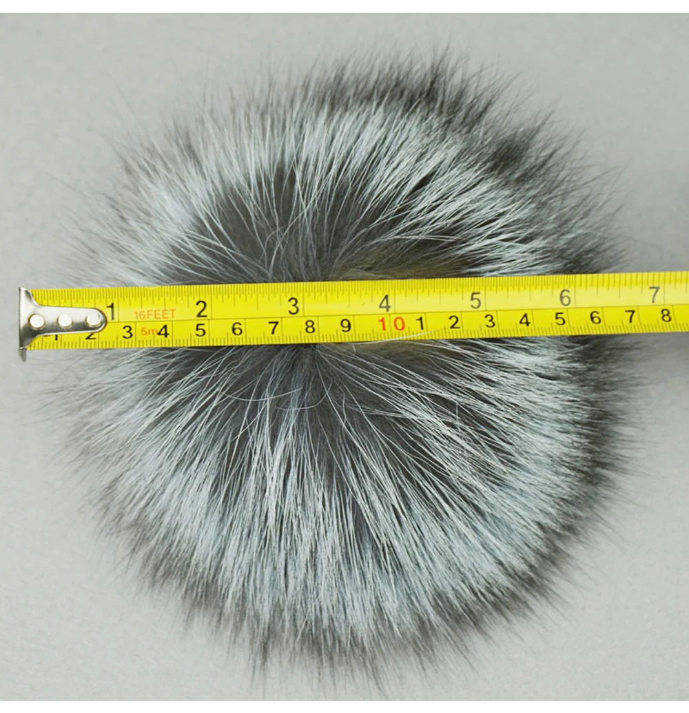 2628761179_221944776