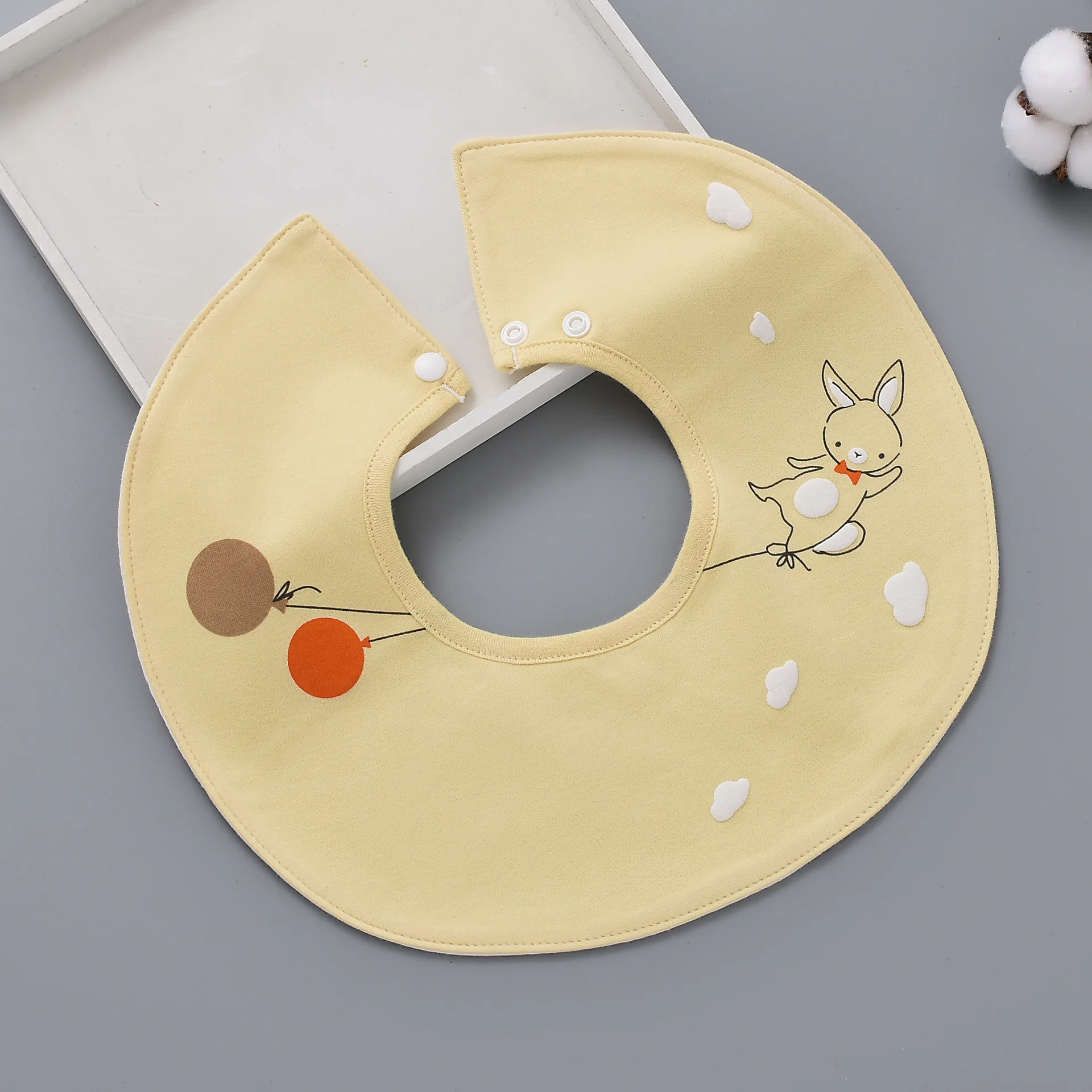 Модные детские нагрудники с мультяшным рисунком для новорожденных, мягкие, круглые, вращающиеся на 360 градусов, детские нагрудники, тканевые водонепроницаемые аксессуары для кормления - Цвет: 1