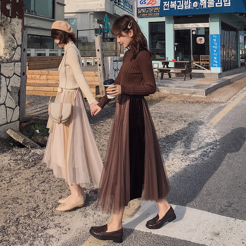 

Simple Solid Color Sunken Stripe Slim Fit Knit Low Waist Jersey + Gauze Joint Gold Velvet Mid-length Half-length