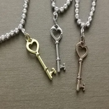 

S925 pure silver ms 1:1 classic 3 color key to form 4 m beads necklace