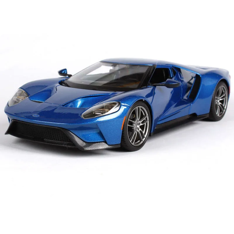 Модель автомобиля Maisto 1:18 литая из металлического сплава Ford GT 2017 высокие модели