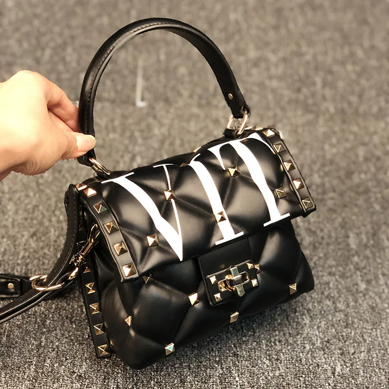 

Louis Brand Fashion Genuine Leather Handbags Letter Pattern Rivet Messenger Bags Female Designer Single Shoulder Bag Purse CC GG