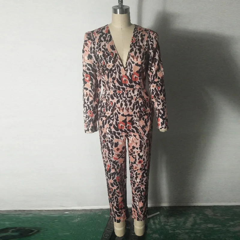 Женский леопардовый комбинезон на молнии сзади облегающий цельный с глубоким v