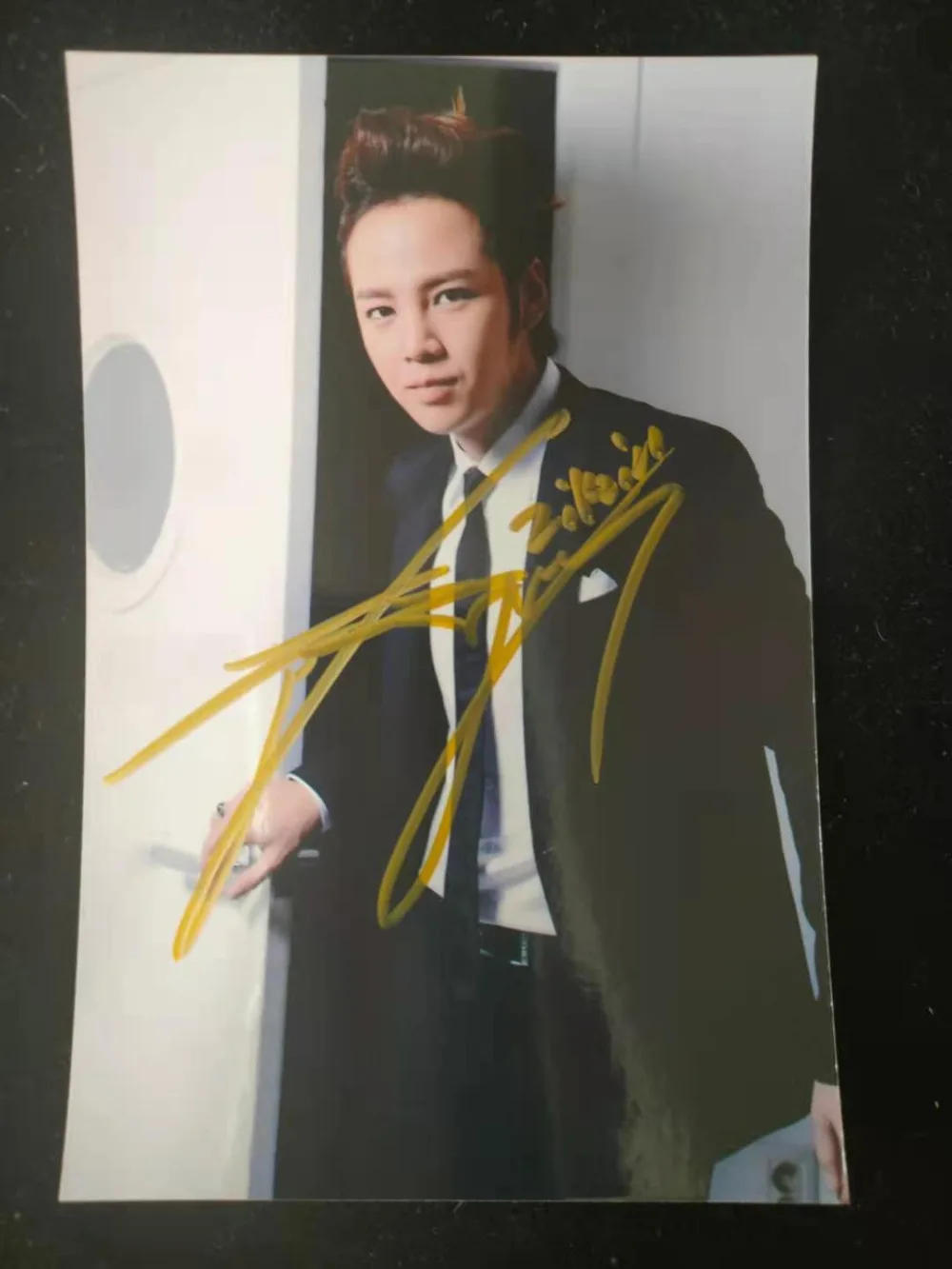 张根硕 签名照片 6寸 1222202003