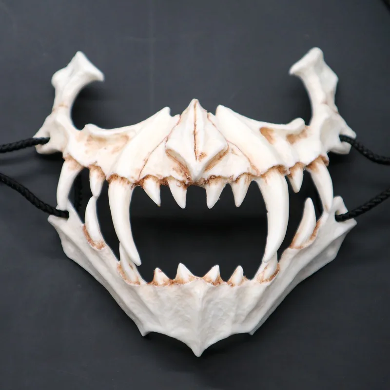 Половина маска животного длинные зубы демон самурая белая маска с костью тенгу Дракон Якса тигр Смола Маска Косплей - Цвет: E