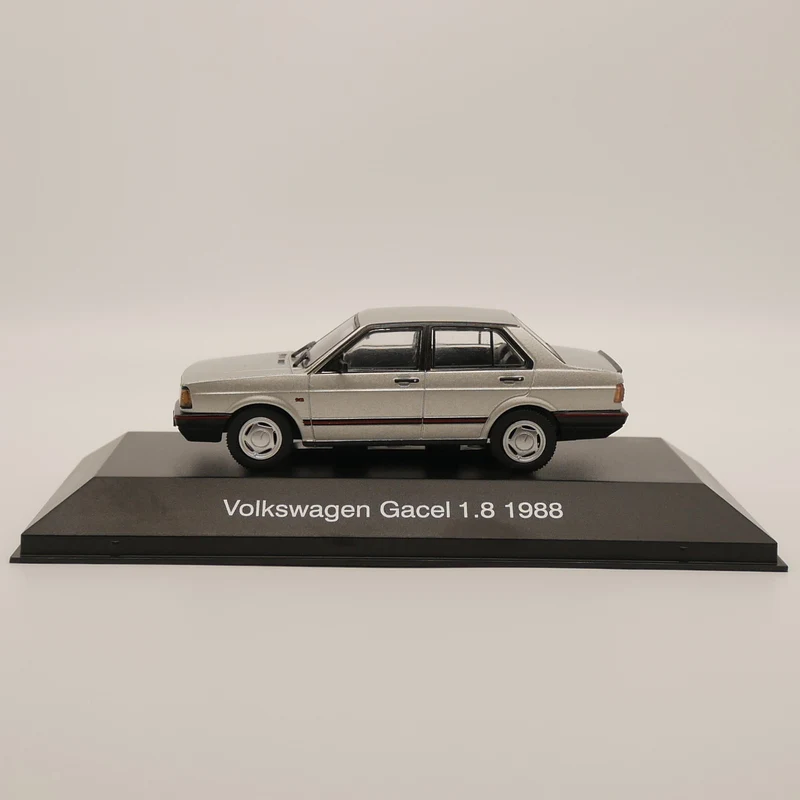 Ixo 1/43 Volkswagen Gacel 1 8 1988 литая под давлением модель автомобиля Игрушечная машина из
