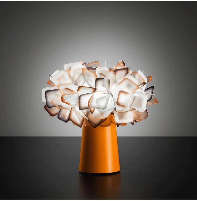 Italy fashion simple modern creative decoration living room exhibition hall study desk bedroom bedside lamp led | Лампы и освещение