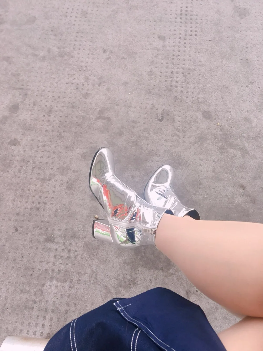 XGRAVITY New Spring Winter Fashion Round Toe Silver High Heel Chunky Shoes High Heel Woman Boots Warm Ladies Shoes S084