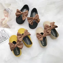 Новинка года; элегантная ткань; сезон весна-осень; детская обувь; удобные дышащие туфли принцессы с бантом для девочек; Детские бабушкины туфли с мягкой подошвой