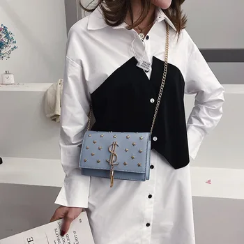 

Women's bag 2020 new Korean version of the fashion rivet chain messenger bag small square bag