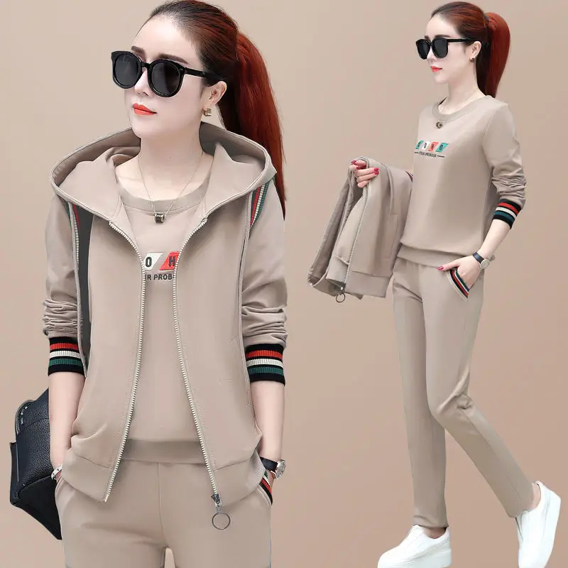 

Vest three-piece female autumn 2020 spring new Korean long-sleeved sweater large size casual sportswear suit woman