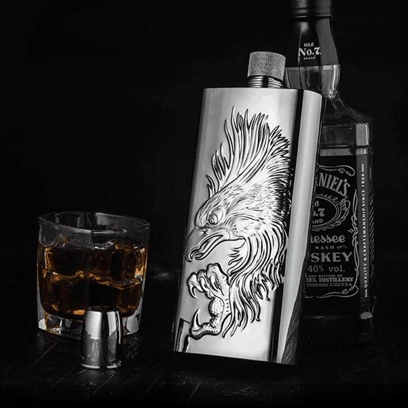 

Creative 304 Stainless Steel Hip Flask Portable Wine Kettle Outdoor Metal Whiskey Wine Bottle Military Flask Wine Kettle Gift H7